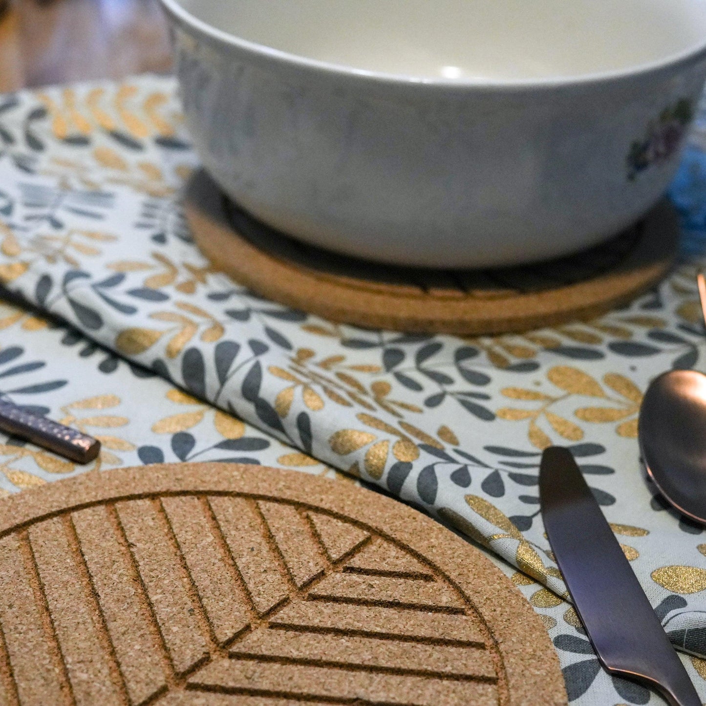 Great Flow - Cork trivet set of 3 pieces, 19 cm cork coasters, nature